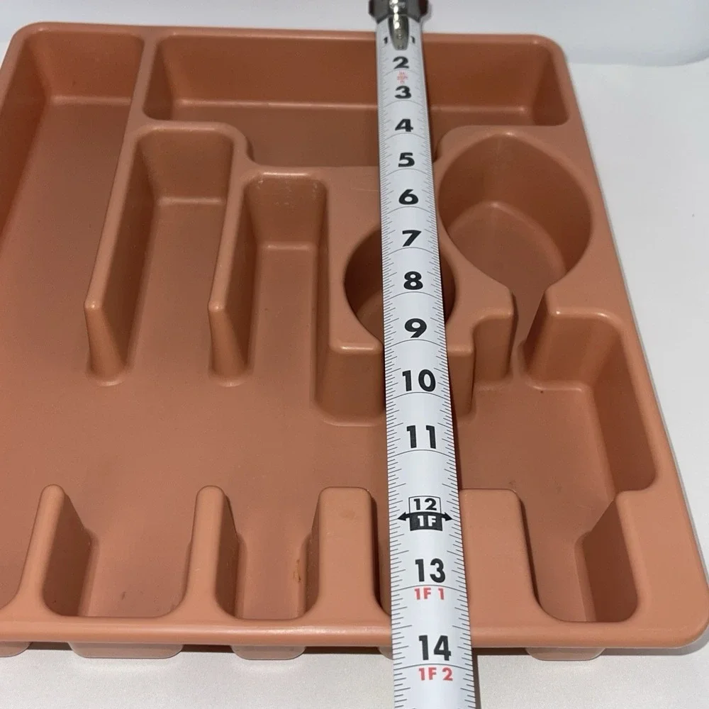 Rubbermaid good used